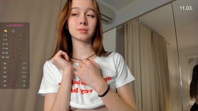 maebeste public webcam profile photo 9