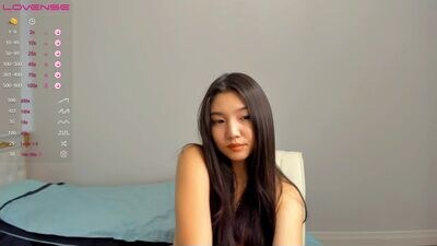 maeve_min public webcam profile photo 4