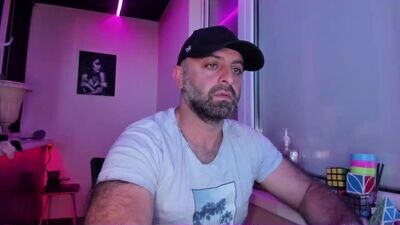 magabear public webcam profile photo 3