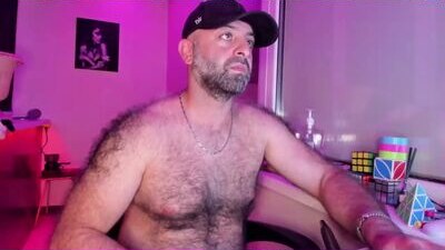 magabear public webcam profile photo 9