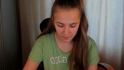 maggiecake public webcam profile photo 2