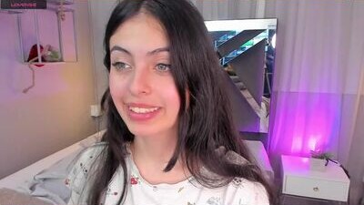 magic_fernanda public webcam profile photo 10