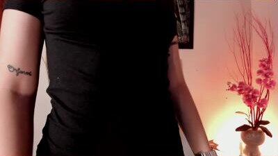 maiasinclair public webcam profile photo 6