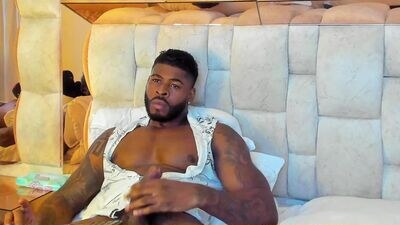 makonneen public webcam profile photo 3