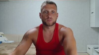 malchyshka public webcam profile photo 5