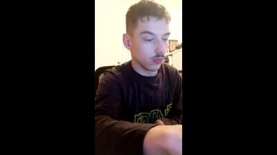 male20y public webcam profile photo 3