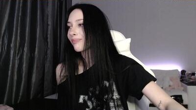 malenkiykamen public webcam profile photo 10
