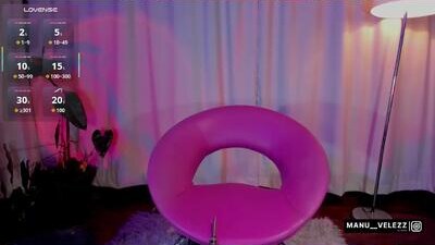 manu_nyx public webcam profile photo 7