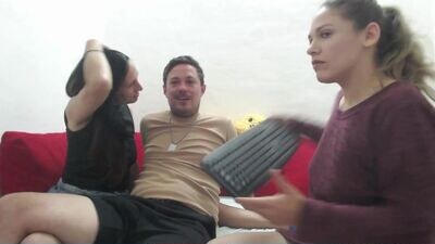 mara_david public webcam profile photo 3