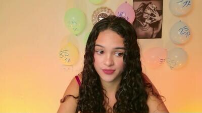 maravelvett public webcam profile photo 3