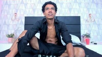 marckthompson public webcam profile photo 8