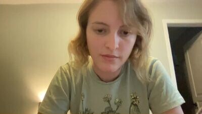 margot_moon public webcam profile photo 3