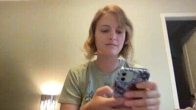margot_moon public webcam profile photo 4