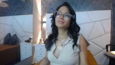 maria07lopez_ public webcam profile photo 8