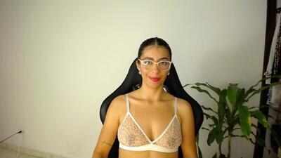 mariam_hot13
