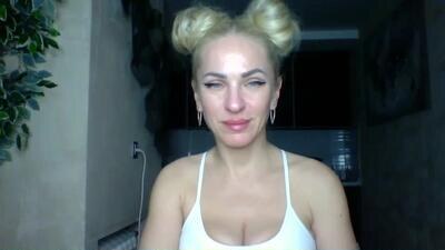 marianna1977 public webcam profile photo 4