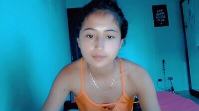 marie_pourtoi69 public webcam profile photo 2