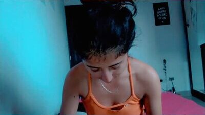 marie_pourtoi69 public webcam profile photo 6