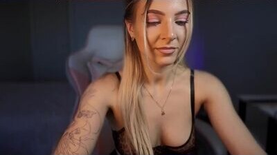 marlena_mel public webcam profile photo 8