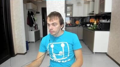marryplz public webcam profile photo 5