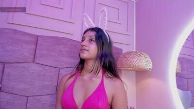 martina_petite2 public webcam profile photo 5
