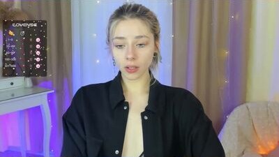 mary_leep public webcam profile photo 7