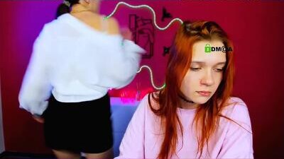 mary_skiny public webcam profile photo 6