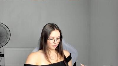 mary_wave_ public webcam profile photo 6