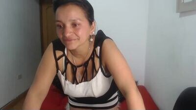 marylinmilf public webcam profile photo 2
