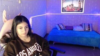 masha_tay public webcam profile photo 6