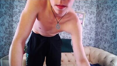 mason_larson public webcam profile photo 8