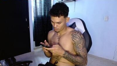 master_black777 public webcam profile photo 9