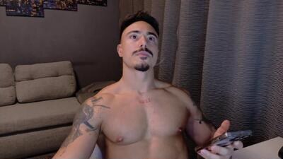 master_lukass public webcam profile photo 4