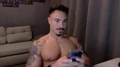 master_lukass public webcam profile photo 5