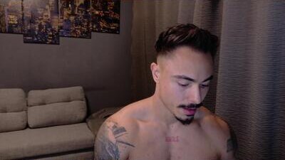 master_lukass public webcam profile photo 9