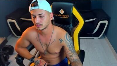 masterchris12 public webcam profile photo 10