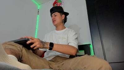 mateo_escobar public webcam profile photo 2