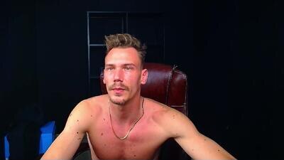 mateobenjamin public webcam profile photo 4