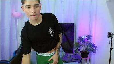 matiii18 public webcam profile photo 8