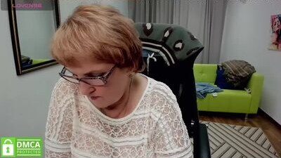 mature_blonde7 public webcam profile photo 5