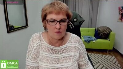 mature_blonde7 public webcam profile photo 9