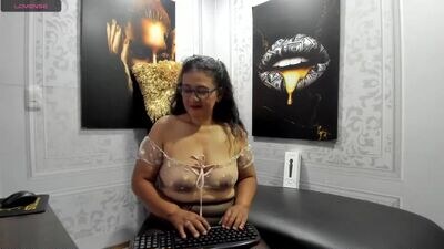 mature_huge_ public webcam profile photo 2