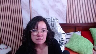 mature_wolf public webcam profile photo 2