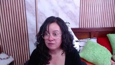 mature_wolf public webcam profile photo 5