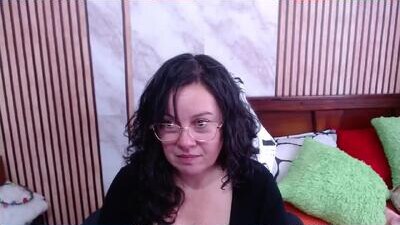 mature_wolf public webcam profile photo 6