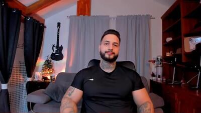 max_dic1 public webcam profile photo 2