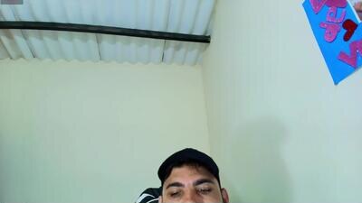 max_love25 public webcam profile photo 4