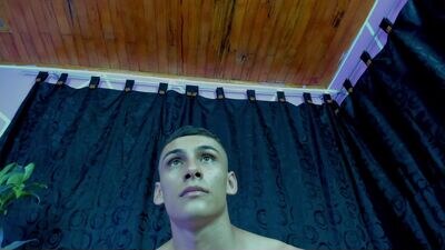 max_wild01 public webcam profile photo 3