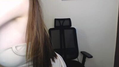 maxi_sweetheart public webcam profile photo 7