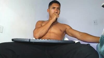 maximo_vega_new public webcam profile photo 7